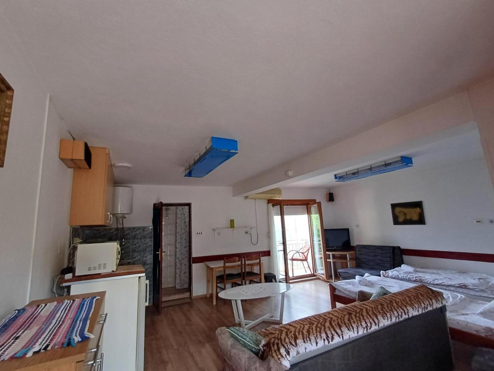 Apartments For Friends Требинье Номер фото