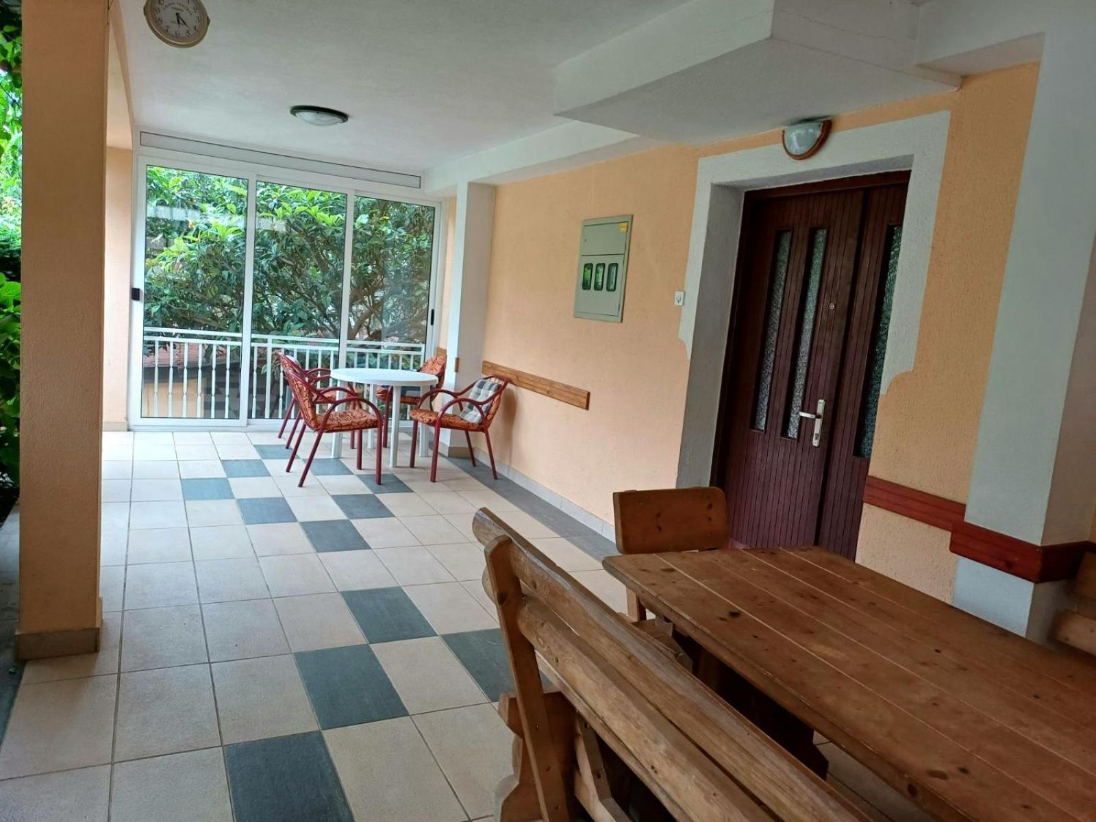 Apartments For Friends Требинье Экстерьер фото